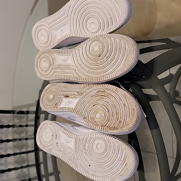 2 pair Air Force 1 20$ each - Picture 3 of 6